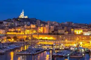 salaire moyen en france 2025 chiffres ecarts et evolutions par secteur 1